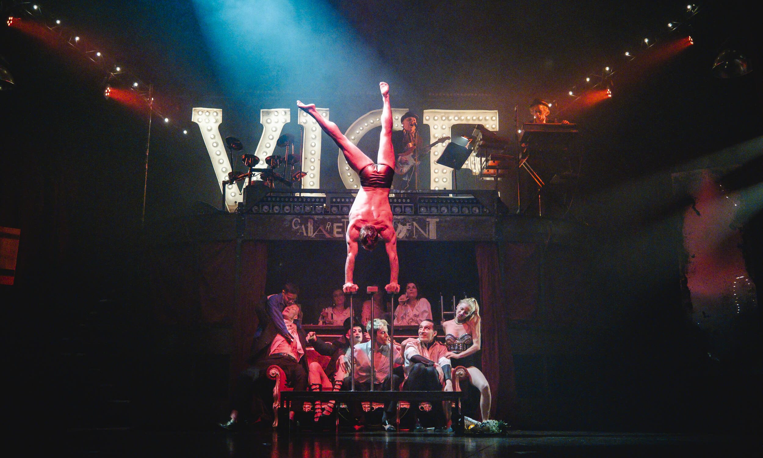 Cirque Électrique Cabaret Décadent « VICE »
